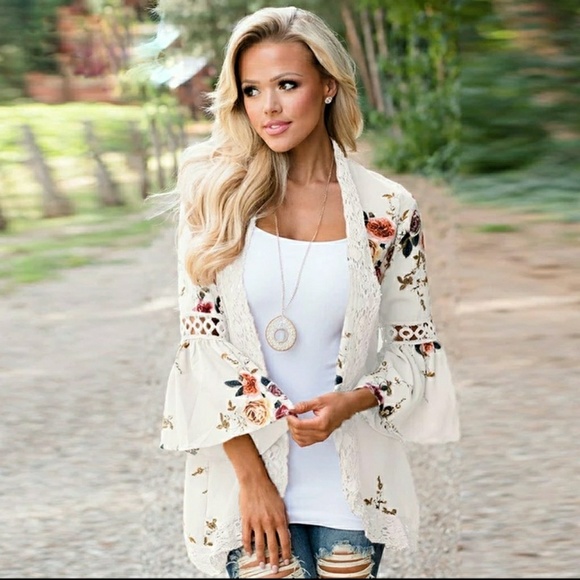 Jackets & Blazers - New Sexy Boho Floral Kimono Cardigan Bell Sleeve L